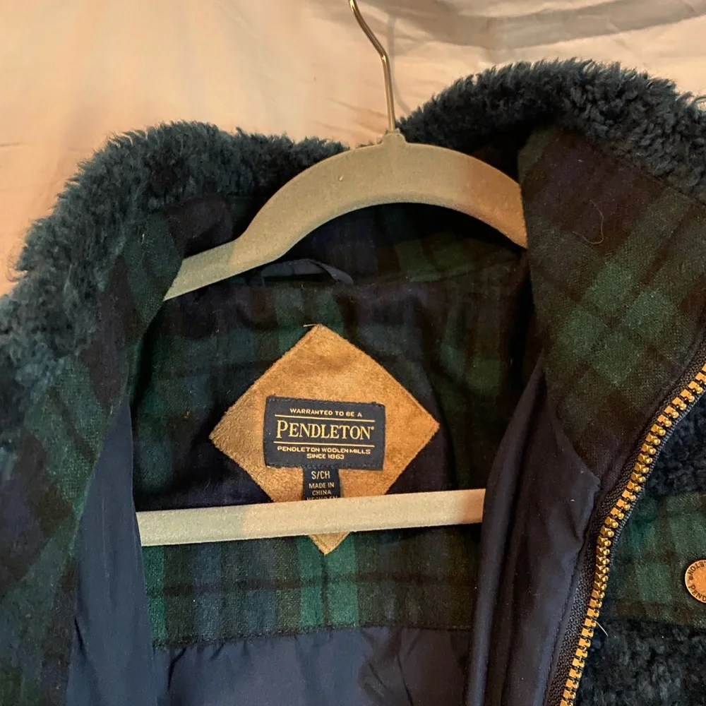 Pendleton jacket - Picture 2 of 2